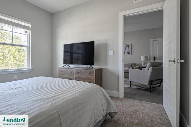 3060 Southcreek Blvd unit 9-206, Orlando, FL 32824 - photo 6