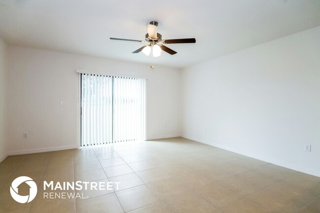 8615 Silverbell Loop, Brooksville, FL 34613 - photo 5