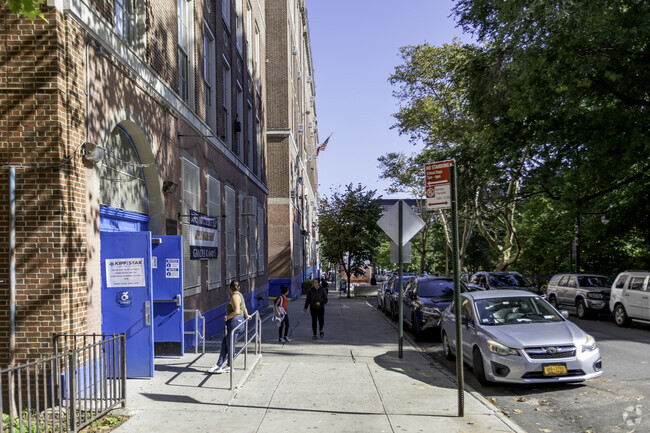 KIPP STAR College Prep Charter School is a top rated, public, charter school.