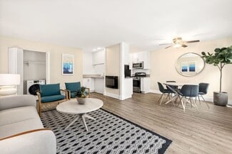 12600 Braddock Dr, Los Angeles, CA 90066