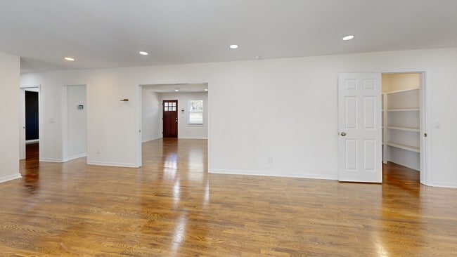 1428 Biltmore Dr NE, Atlanta, GA 30329 - photo 2