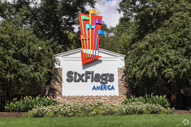 Six Flags America has some of the best roller coasters near Greater Upper Marlboro.