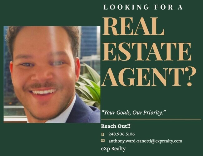 Agent Photo