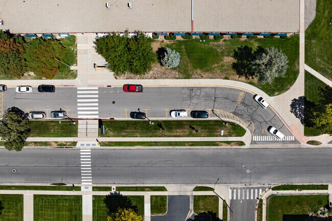 Academy Park Elementary has a two lane loading and unloading zone.