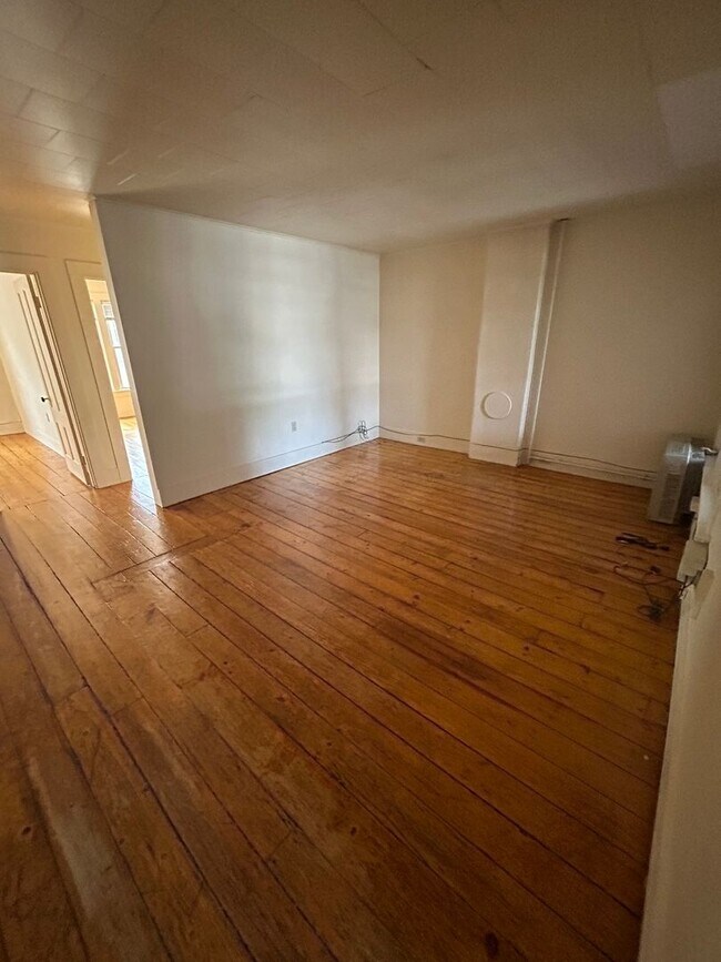 149 N Union St unit 2, Burlington, VT 05401 - photo 7