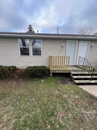 521 N Spruce St Unit 2, Vicksburg, MI 49097