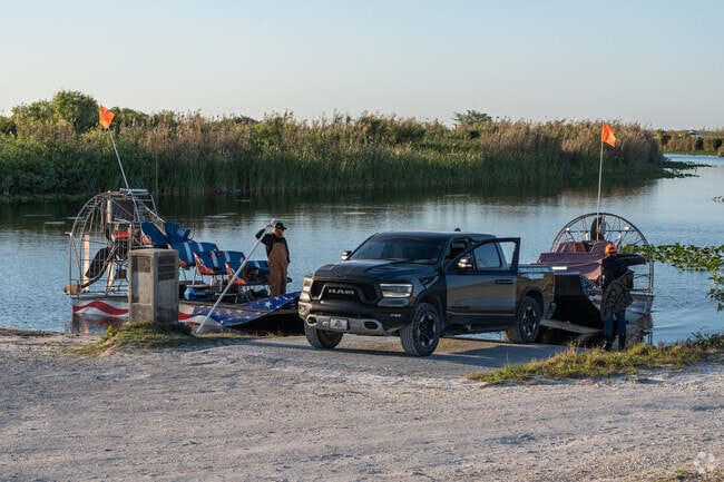 Parkland Isles residents can utilize the Loxahatchee boat ramp.