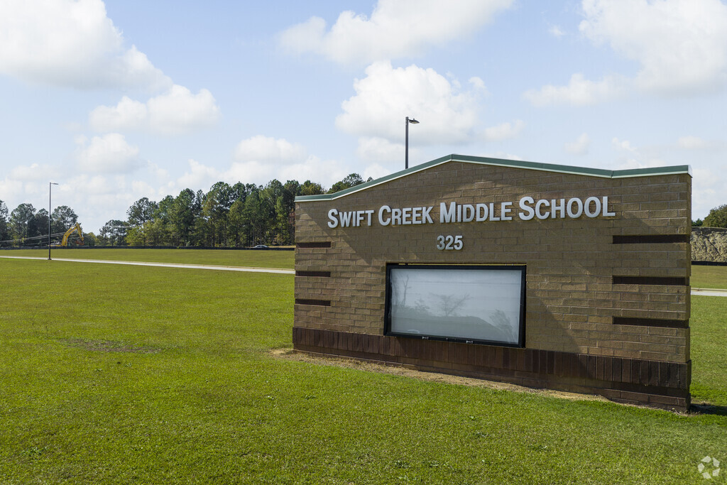 Swift Creek Middle School campus sign.