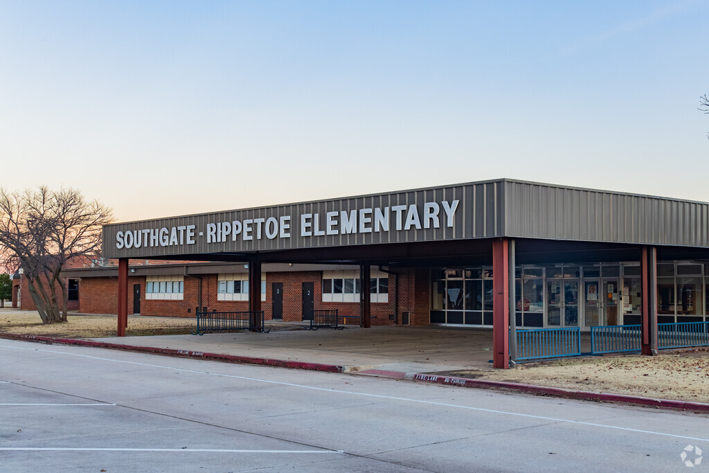 Southgate-Rippetoe Elementary School provides education in the neighborhood of Moore.