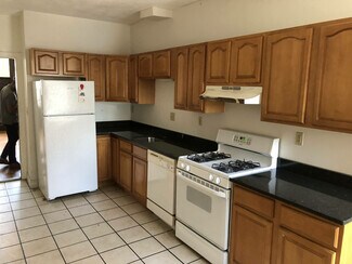 1901 Beacon St Unit 2F, Brookline, MA 02445