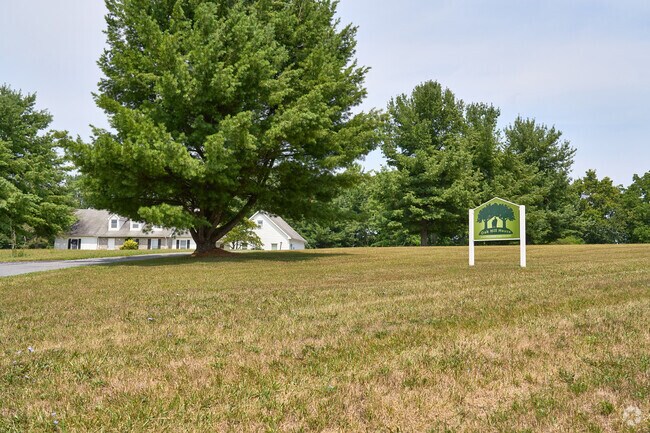 Oak HIll House boys school serves students in Clear Spring, Maryland.