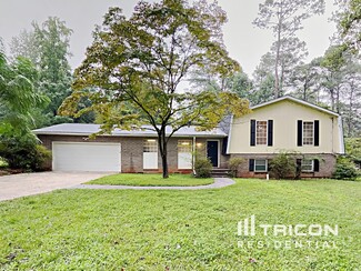 864 Regency Ct NW, Lawrenceville, GA 30044