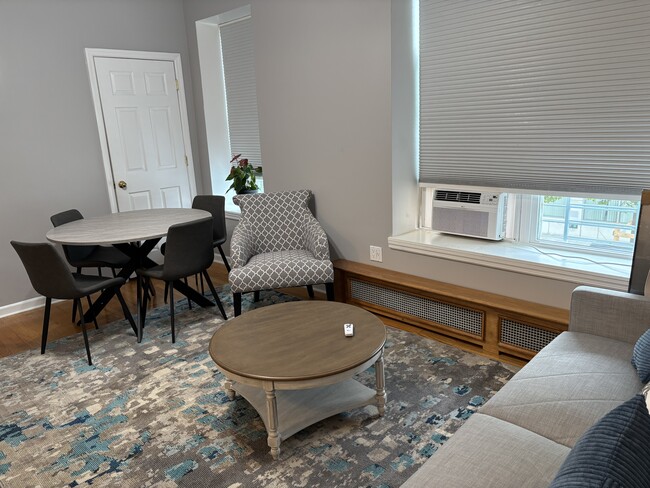 9706 Metropolitan Ave unit 2F, Forest Hills, NY 11375 - photo 4