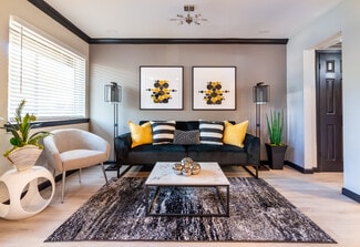 400 Andrews Ave, Dallas, TX 75211