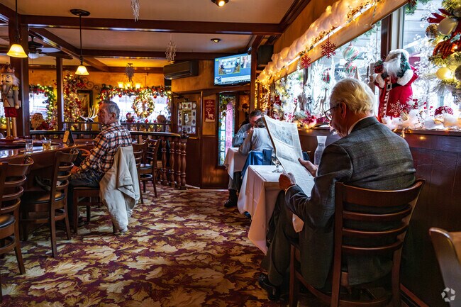 Balistreri's Bluemound Inn, with it's cozy atmosphere, is well know near Valley Forge.