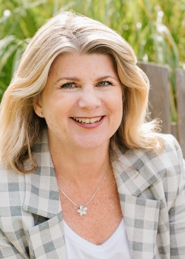 Sheenah Hellmers