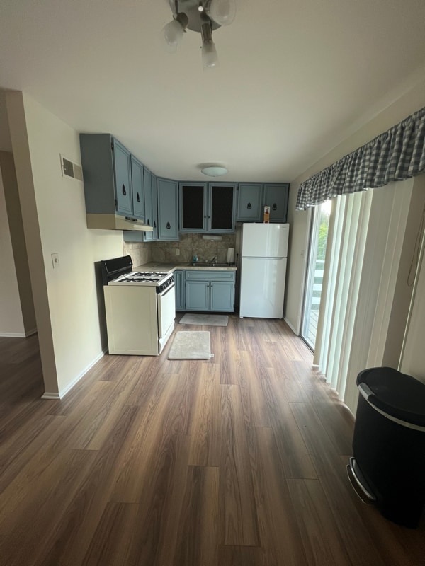 425 Hebner St Unit Upper, Jamestown, NY 14701