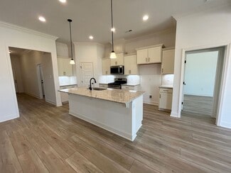 112 Malvern Dr, Madison, AL 35756