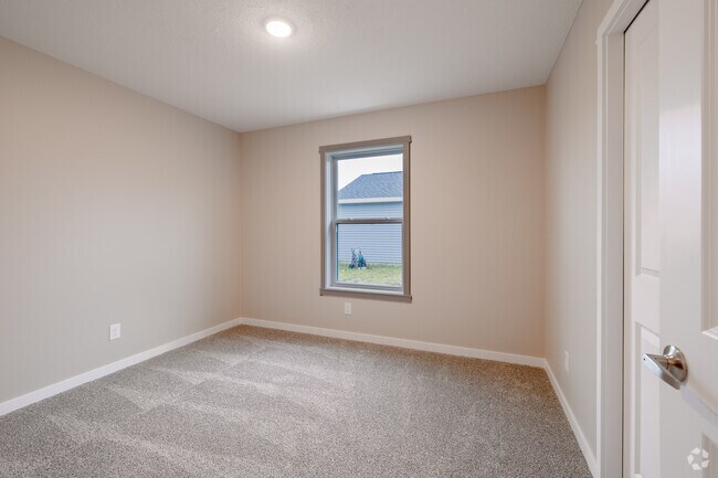 9085 Kingsfield Dr unit 38703605, Kingsley, MI 49649 - photo 3