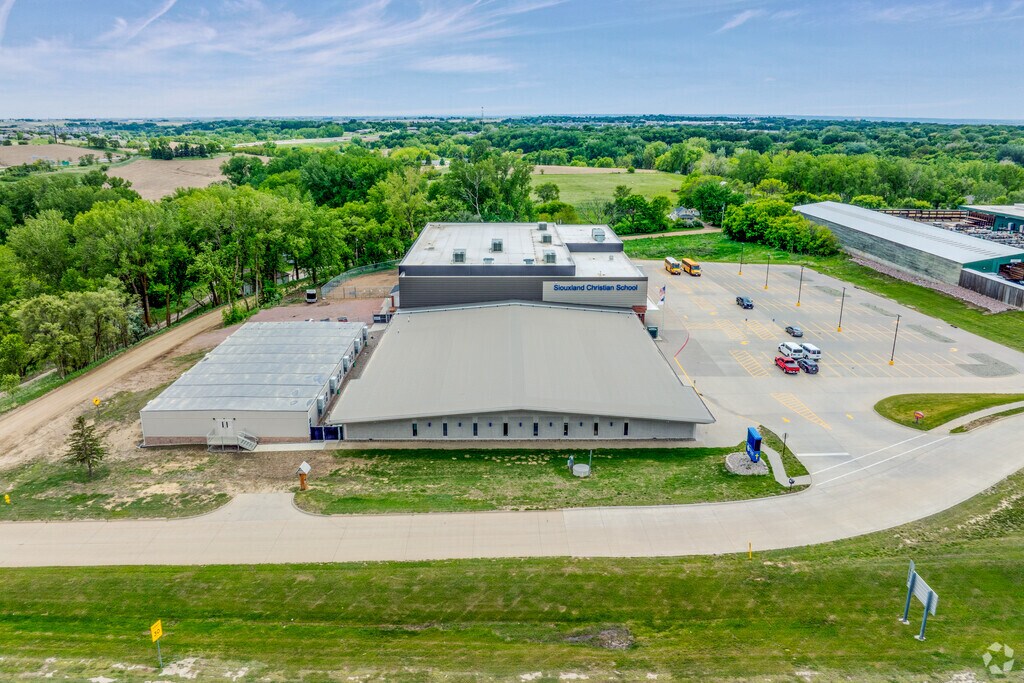 Siouxland Community Christian School offeres students a faith-based education option.