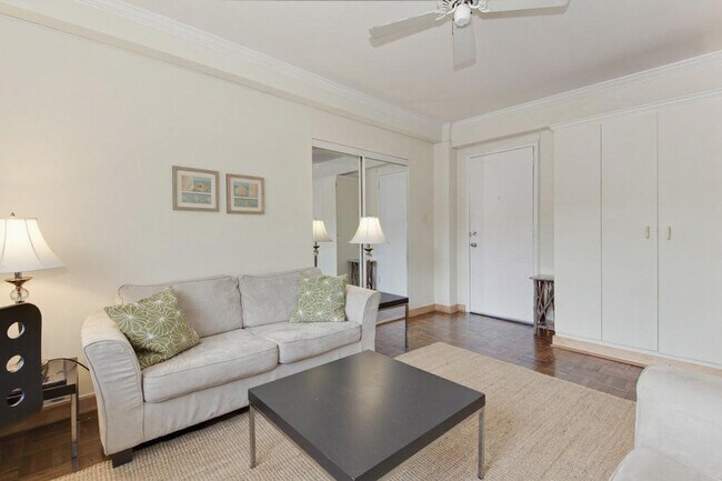 2128 N St NW unit ID355P, Washington, DC 20037 - photo 4