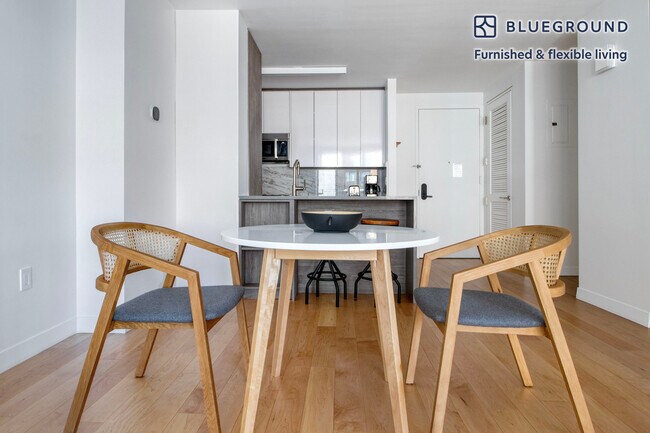 101 W End Ave unit FL6-ID1217, New York, NY 10023 - photo 7