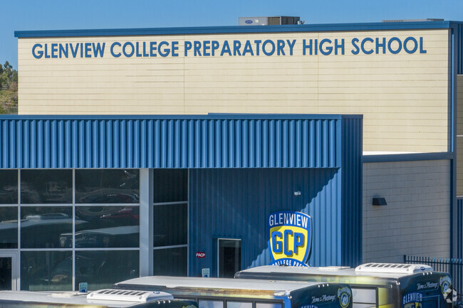 Kids and parents will love the staff at Glendale’s Glenview College Prep.