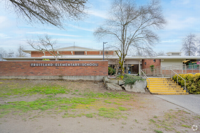 Fruitland Elementary School