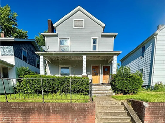 647 Spruce Ave Unit 101, Sharon, PA 16146