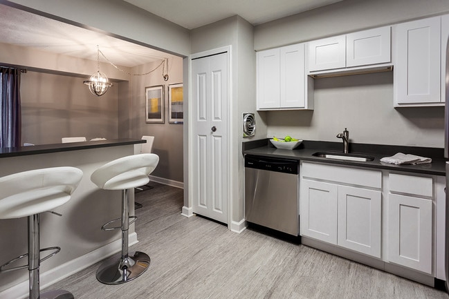 The Reserve of Southfield, Southfield, MI 48075 - photo 5