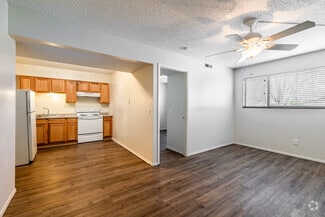127 S Colby Ave, Valley Center, KS 67147