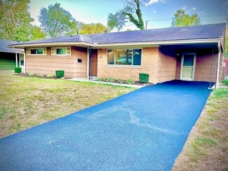 765 Stinchcomb Dr, Columbus, OH 43202