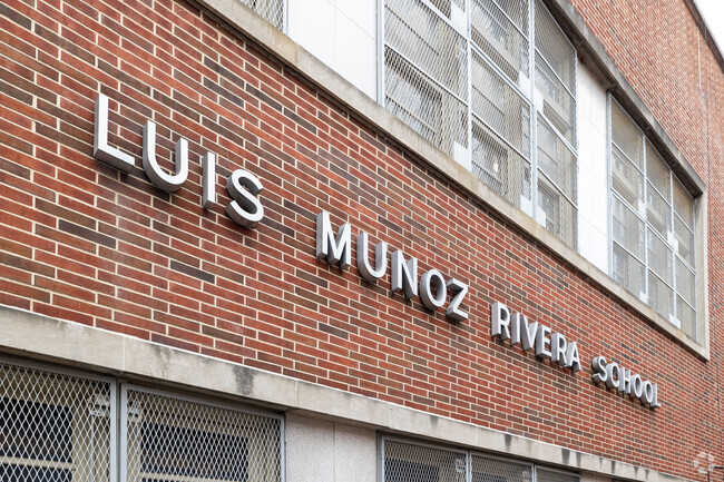 PS 182 The Bilingual Bicultural School in Harlem is a favorite of the local community.