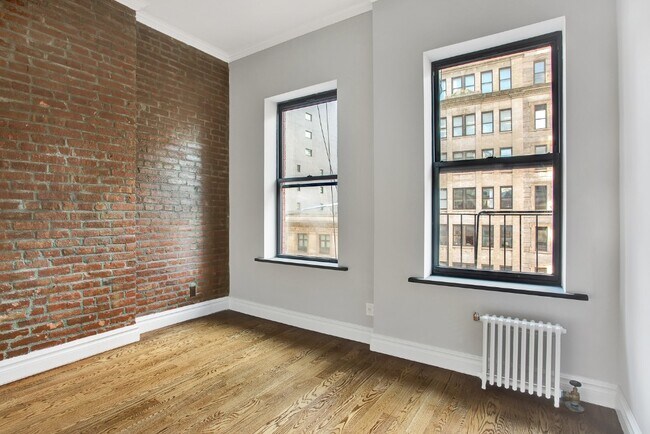 219 E 23rd St unit 12, New York, NY 10010 - photo 2