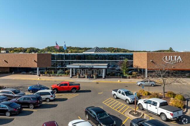 Residents from North River Fronts enjoy shopping at Oakwood Mall on the south side of town.