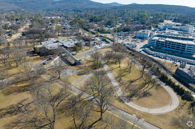 Full campus of Huntsville Junior High School in Huntsville Alabama.