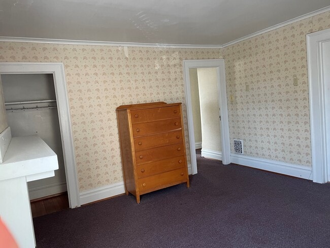 126 College Ave unit Upper Unit 2, Indiana, PA 15701 - photo 5