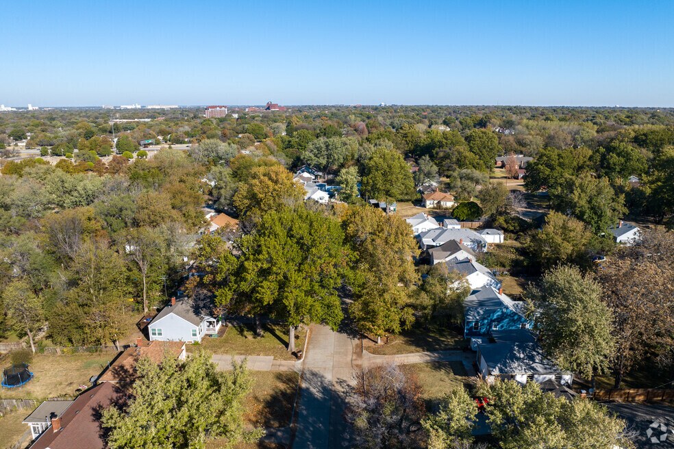 Neighborhood_Longview_v1_120123