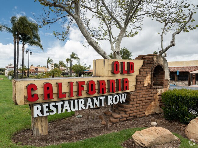 Enjoy a night out for dinning at the Old California Restaurant Row in Palomar Estates.