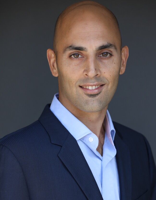 Agent Photo