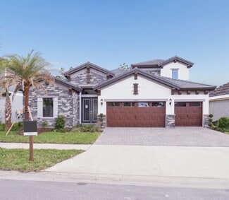 35483 Big Hawk Dr, Zephyrhills, FL 33541