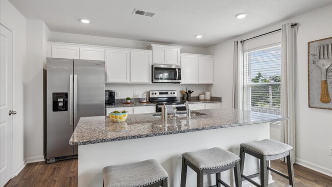 2435 Limelight Ln, Knoxville, TN 37924 - photo 2