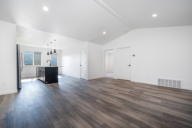 116 W View Dr, Kalispell, MT 59901 - photo 6