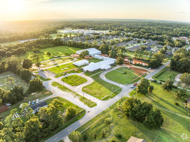 The Beulah Academy of Science recently received the the certificate of accreditation.