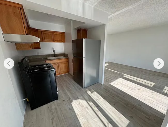 7205 Fountain Ave unit 10, Los Angeles, CA 90046 - photo 3