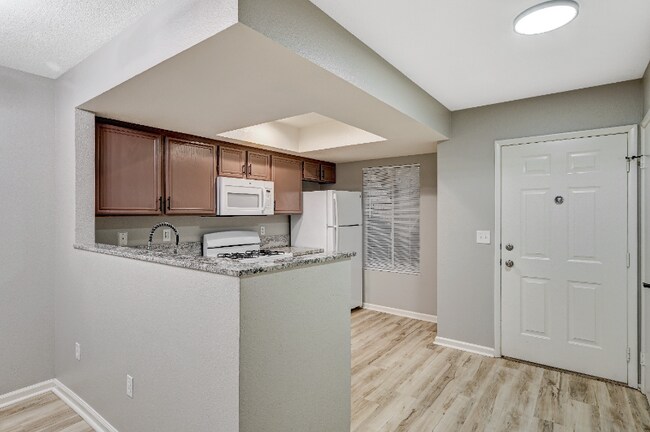 8070 W Russell Rd unit 1081, Las Vegas, NV 89113 - photo 5
