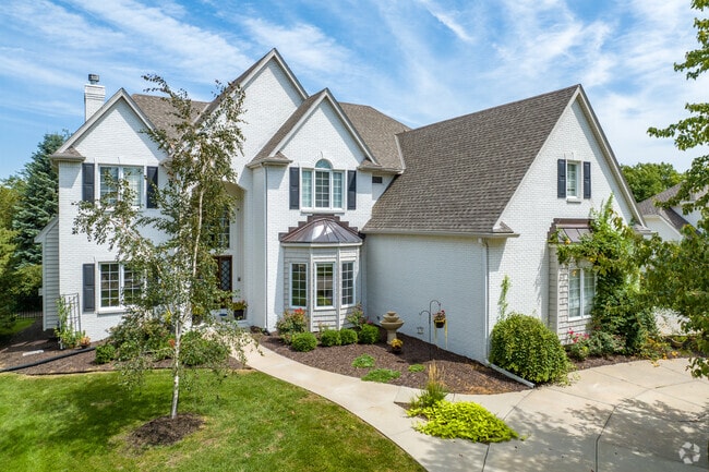 Homes in The Ridges tend to be large, expressive, and eclectic with traditional elements.