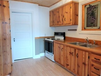 715 5th Ave Unit 4, Antigo, WI 54409