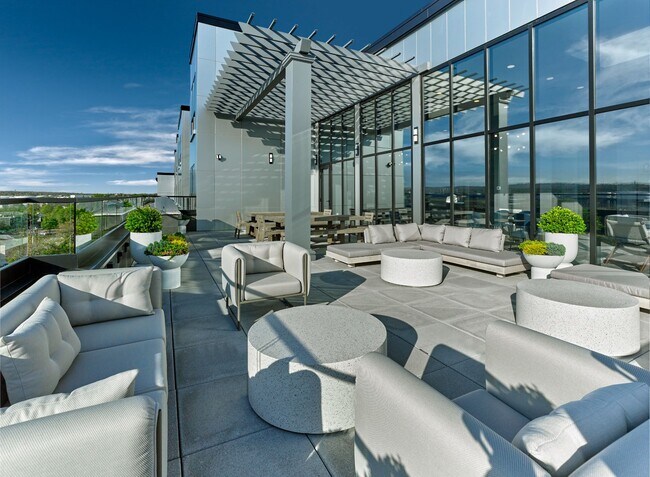 Outdoor Skye Lounge