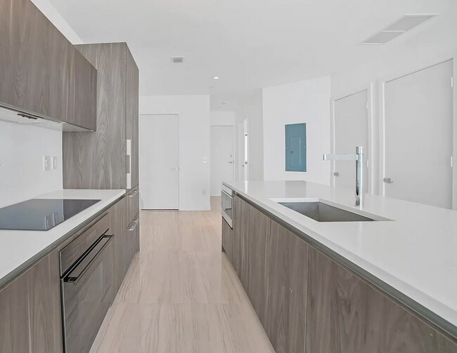 GranParaiso unit 2005, Miami, FL 33137 - photo 3